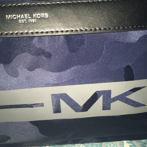 Authentic Michael Kors Kent Backpack Indigo/Grey - Picture 6 of 7